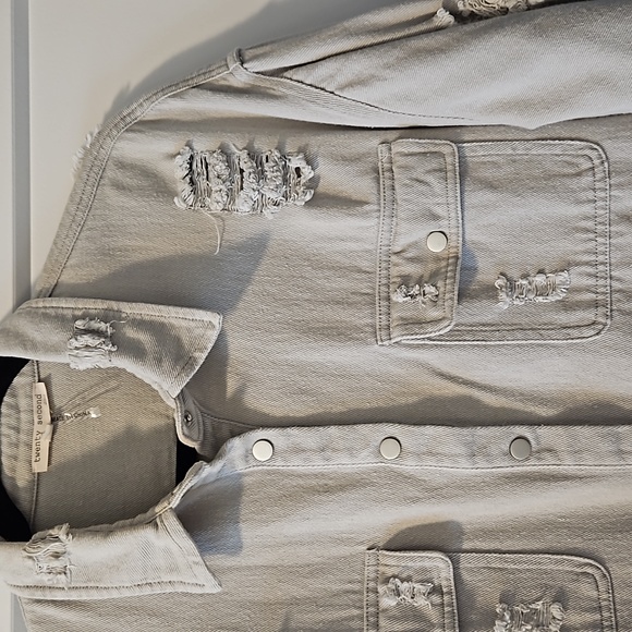 Distressed Shacket - Picture 3 of 4